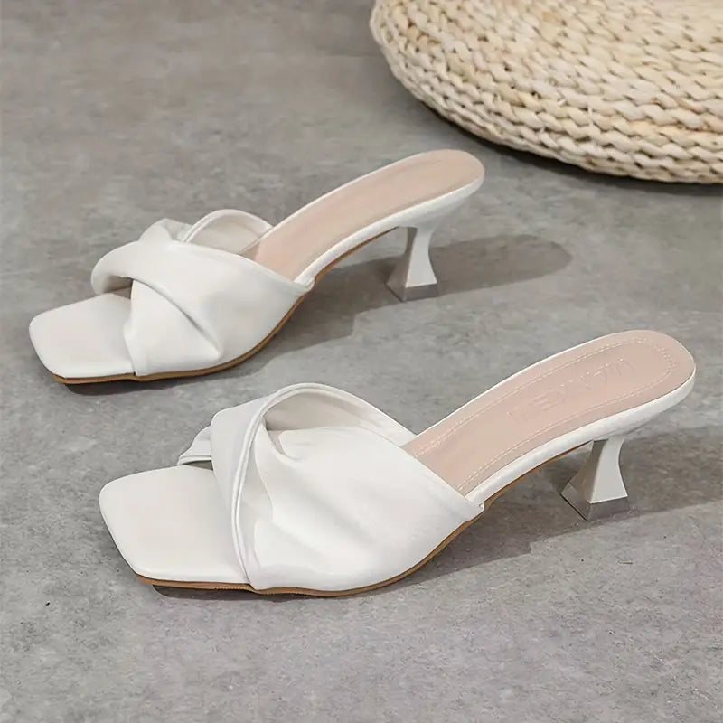 Magna Summer Low Heels