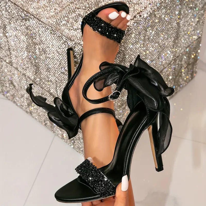 Magna Princess-Style Rhinestone-Embellished Bow White High Heel